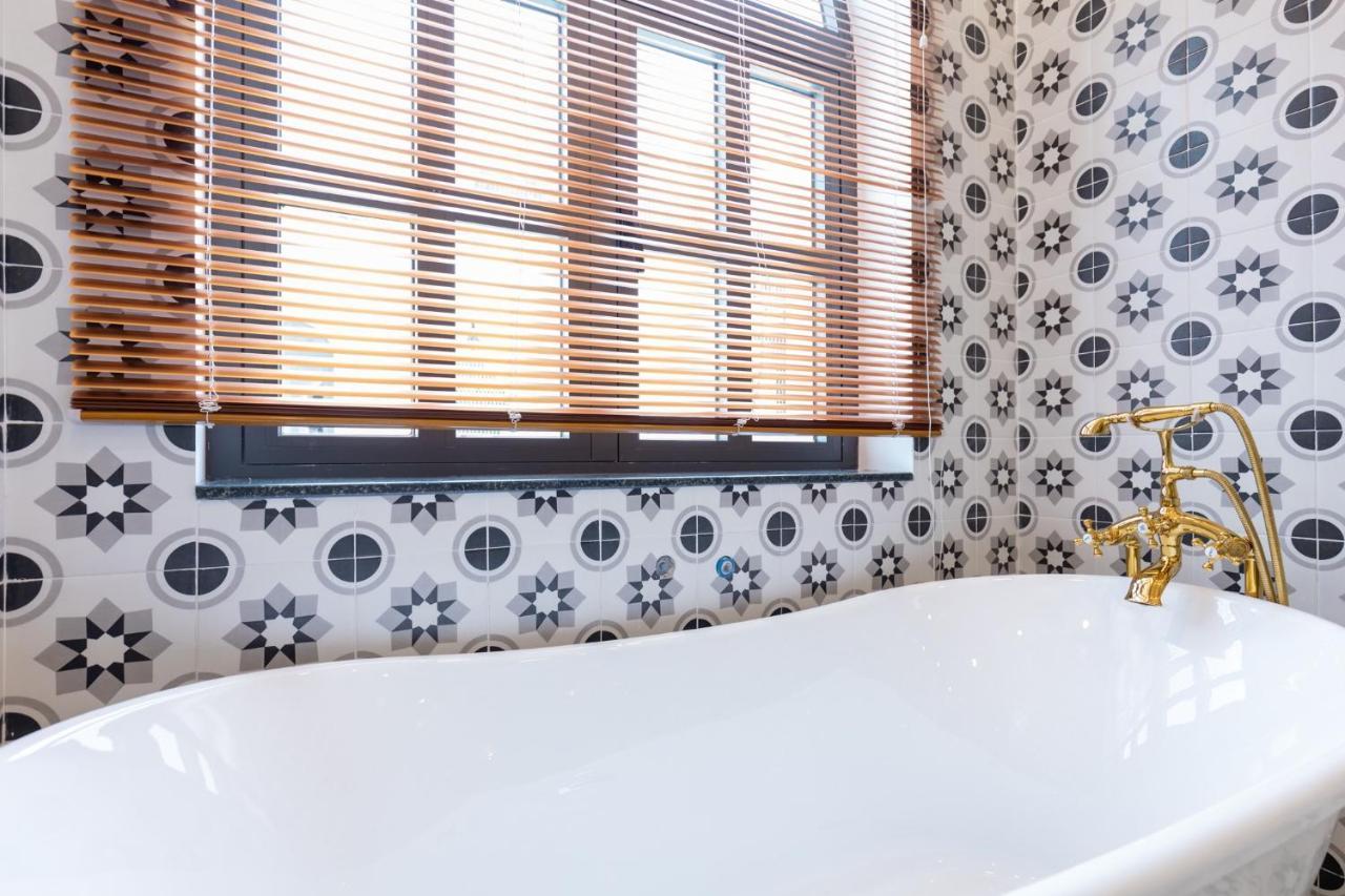 T-Maison Riad Villa, With Pool, Karaoke, Billiards, Near Beach, Vũng Tàu Ngoại thất bức ảnh